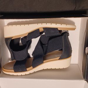 Women's MIA Black Small Wedge Sandal Sz 8.5 NWB